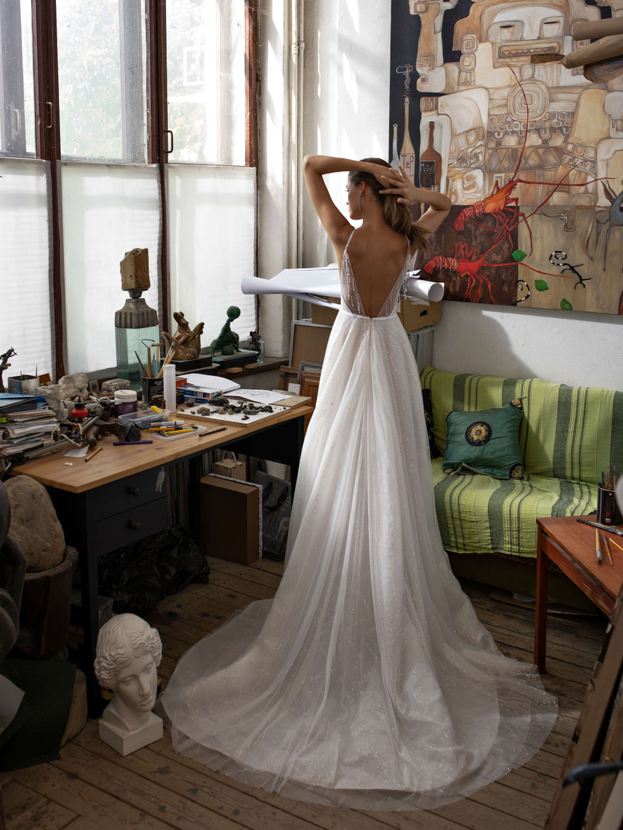 Купить свадебное платье «Эйсин» Рара Авис из коллекции Шайн Брайт 2020 года в интернет-магазине