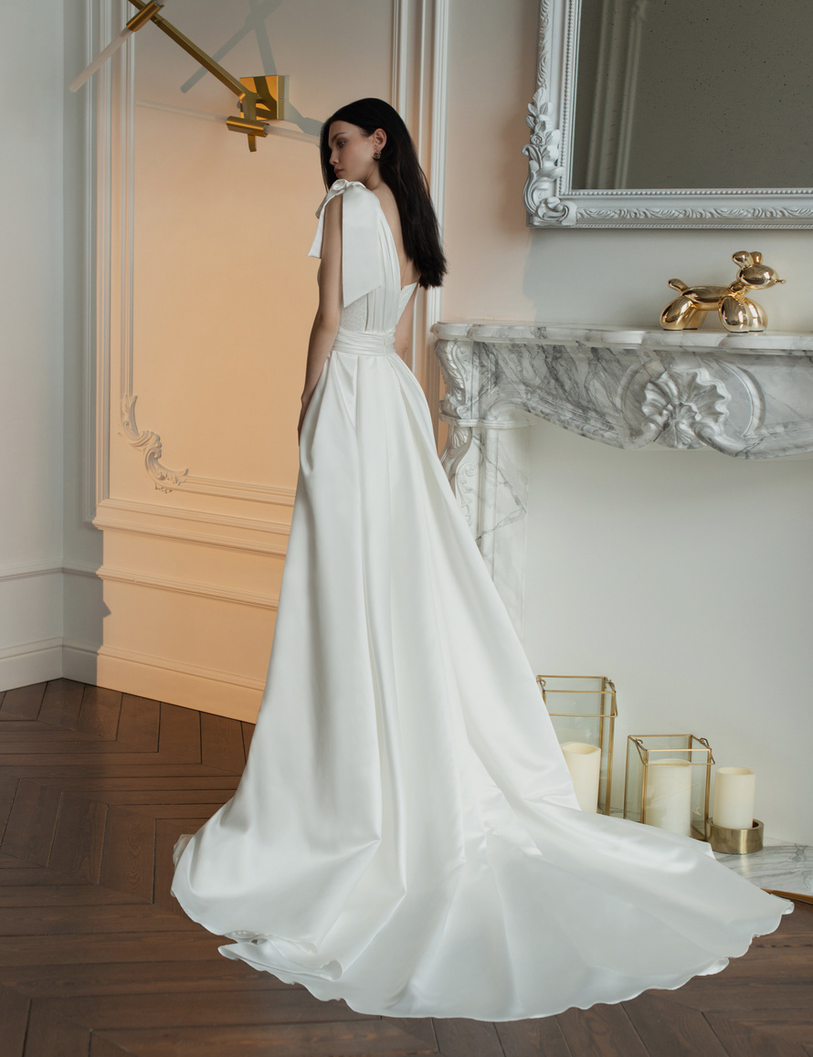 Купить свадебное платье «Черрис» Татьяна Каплун из коллекции 2022 года в салоне «Мэри Трюфель»