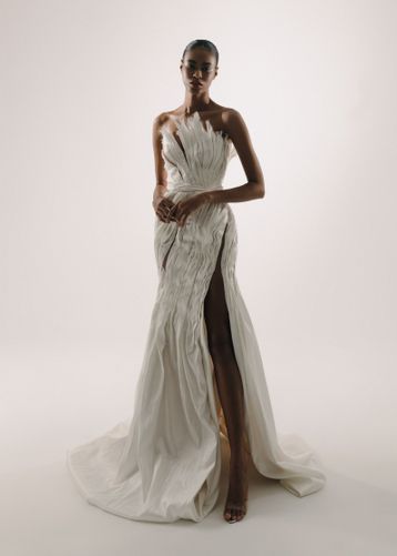 Buy wedding dress «Swan» Lana Marienko from the collection of 2023 in the boutique “Mary Trufel”