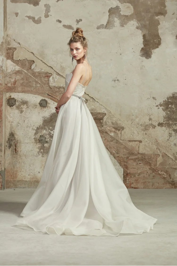 Купить свадебное платье «Асан» Рара Авис из коллекции Флорал Парадайз 2018 года в салоне свадебных платьев Асан