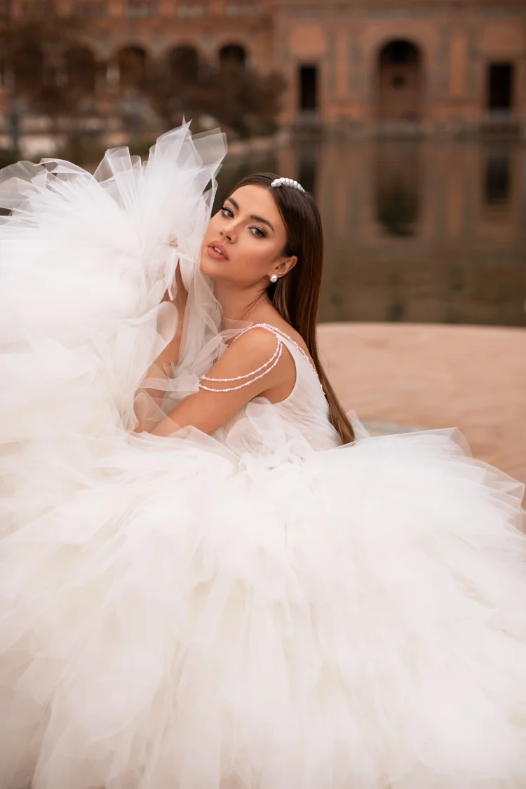 Купить свадебное платье Норы Навиано (Арт. 19388) из коллекции 2020 в Самаре Арт. 19388