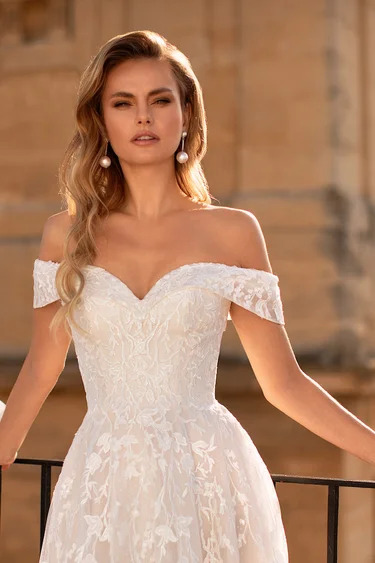 Свадебное платье «19334» Луссано Брайдал — купить в Волгограде из коллекции 2021 Essential Арт. 19334