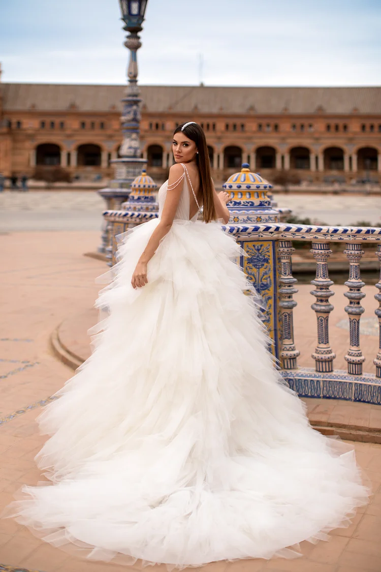 Купить свадебное платье Норы Навиано (Арт. 19388) из коллекции 2020 в Самаре Арт. 19388