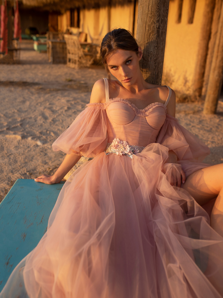 Купить свадебное платье «Виветта» Татьяны Каплун из коллекции «Десерт Пешн 2020» в салоне свадебных платьев