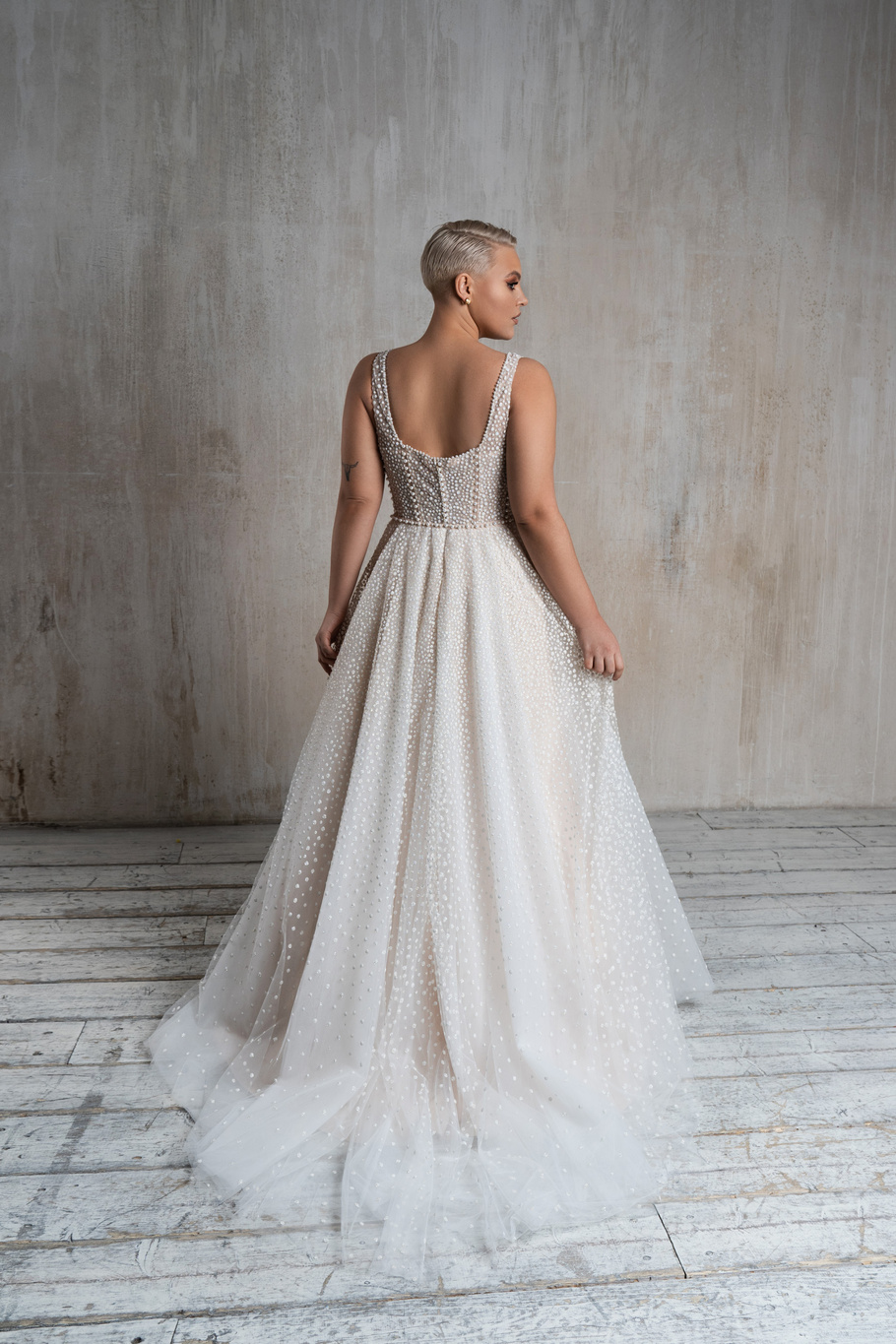 Купить свадебное платье «Аморе плюс» Натальи Романовой из коллекции 2021 в салоне «Мэри Трюфель»