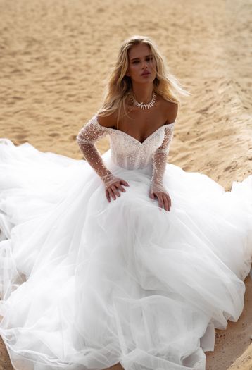 Buy Fadelle Natalia Romanova's wedding dress from the Dune 2025 collection at the Mary Trufel boutique