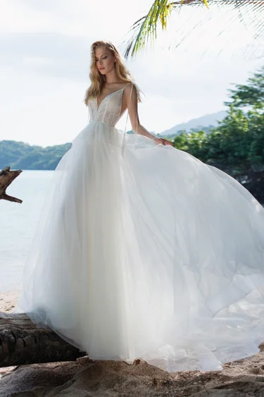 Свадебное платье «Лунариа» Кукла— купить в Воронеже платье Кукла из коллекции Глаза океана 2021 Лунария