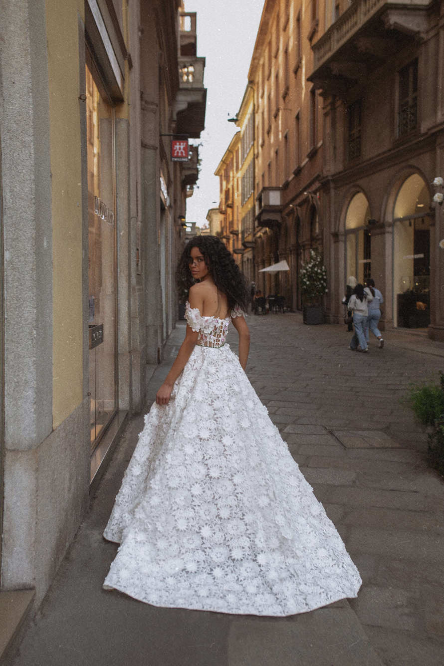 Купить свадебное платье «Капрезе» Рара Авис из коллекции Дольче Вита 2023 года в салоне «Мэри Трюфель»