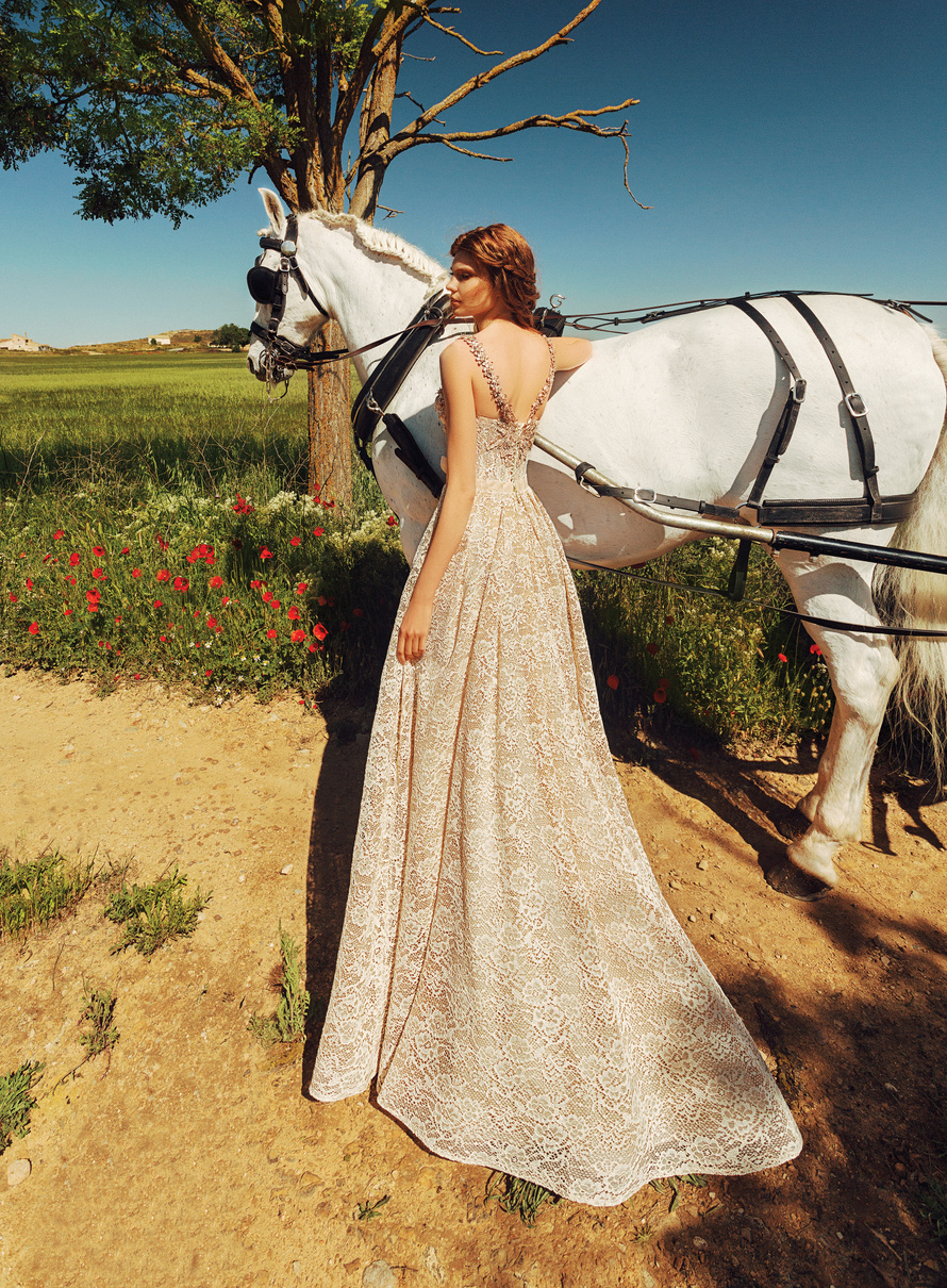 Свадебное платье «Лоресей» Татьяны Каплун из коллекции «Вайлд Винд 2019» фото, цена