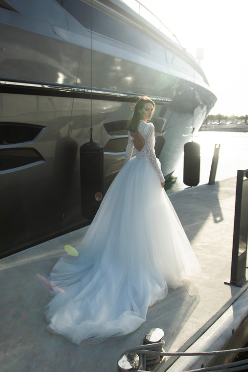 Christelle with overskirt