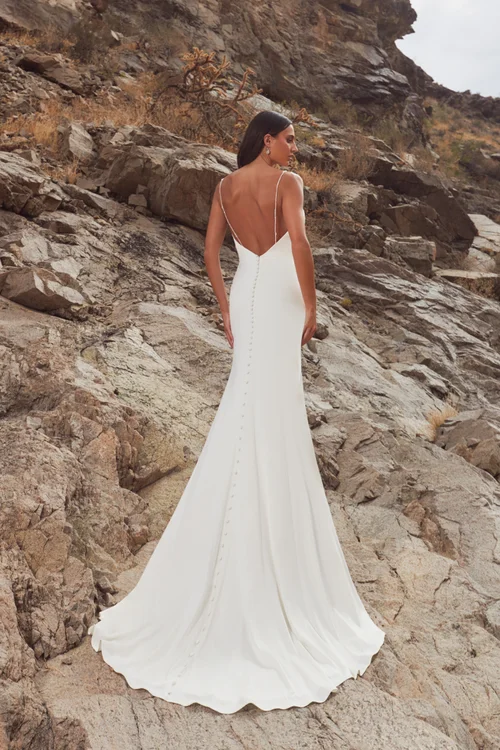 Buy wedding dress «LP2427» La Perle from the collection of 2024 in the boutique “Mary Trufel” LP2427