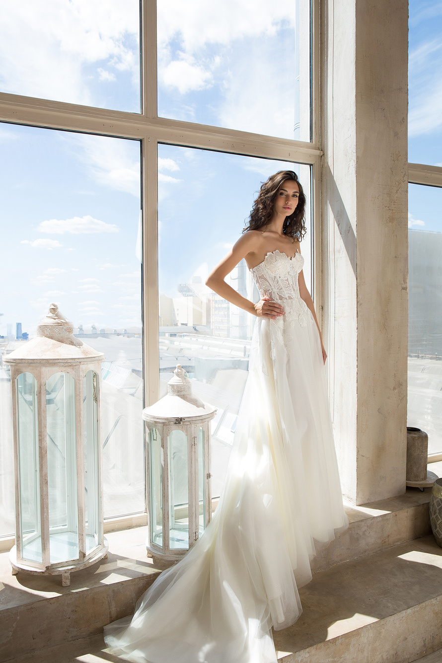 Купить свадебное платье «Кристалия» Татьяны Каплун из коллекции «Даймонд Скай» 2020 в салоне