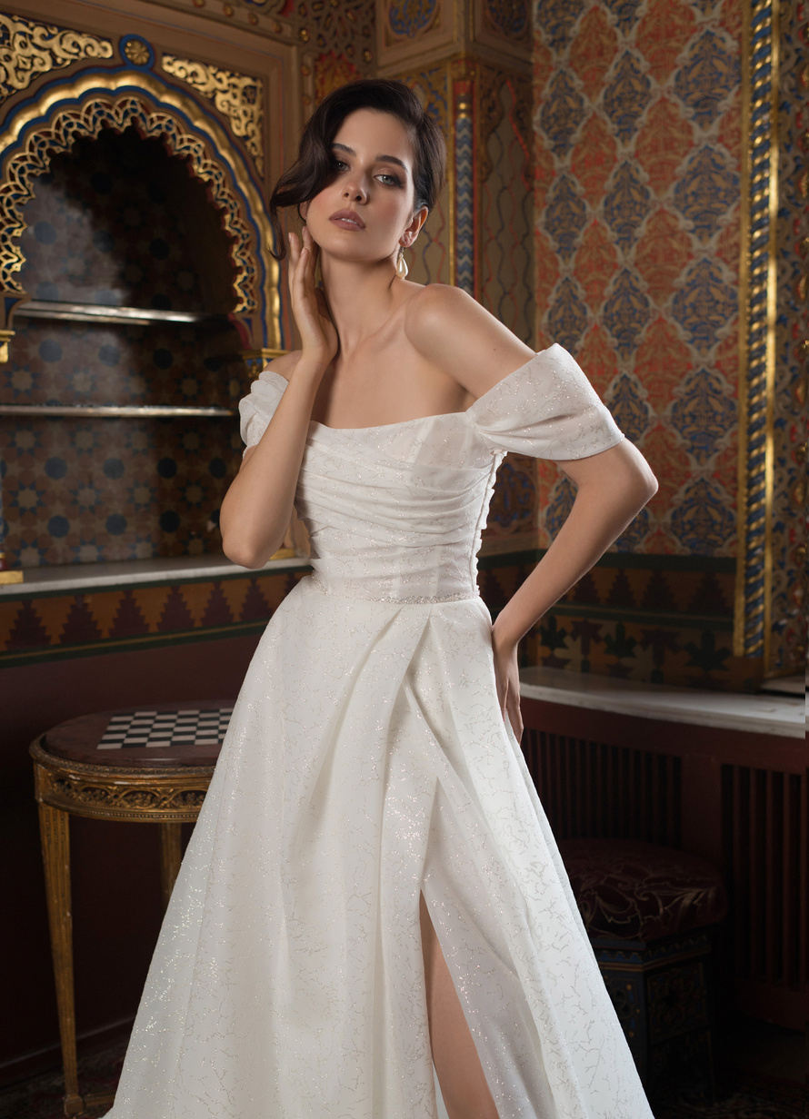 Купить свадебное платье «Альгертея» Мэрри Марк из коллекции Мистерия 2023 года в салоне «Мэри Трюфель»