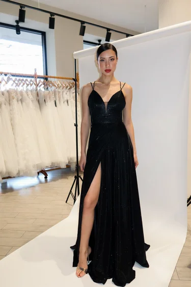 Купить вечернее платье из вечерней коллекции 2025 в салоне «Мэри Трюфель» Арт. 298-12