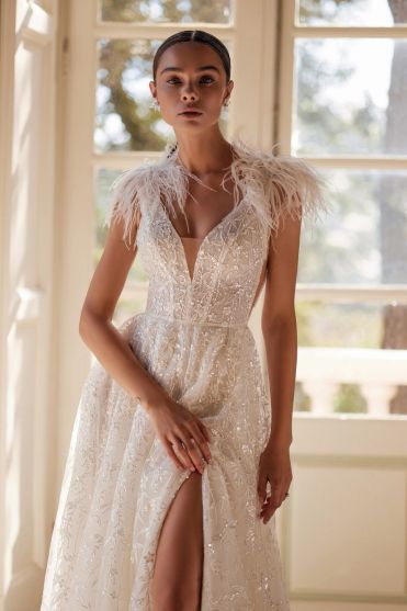 V-neck wedding dresses