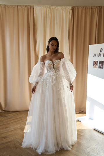 Купить свадебное платье «Этти» Сониа Солей Эир из коллекции 2024 года в салоне «Мэри Трюфель»