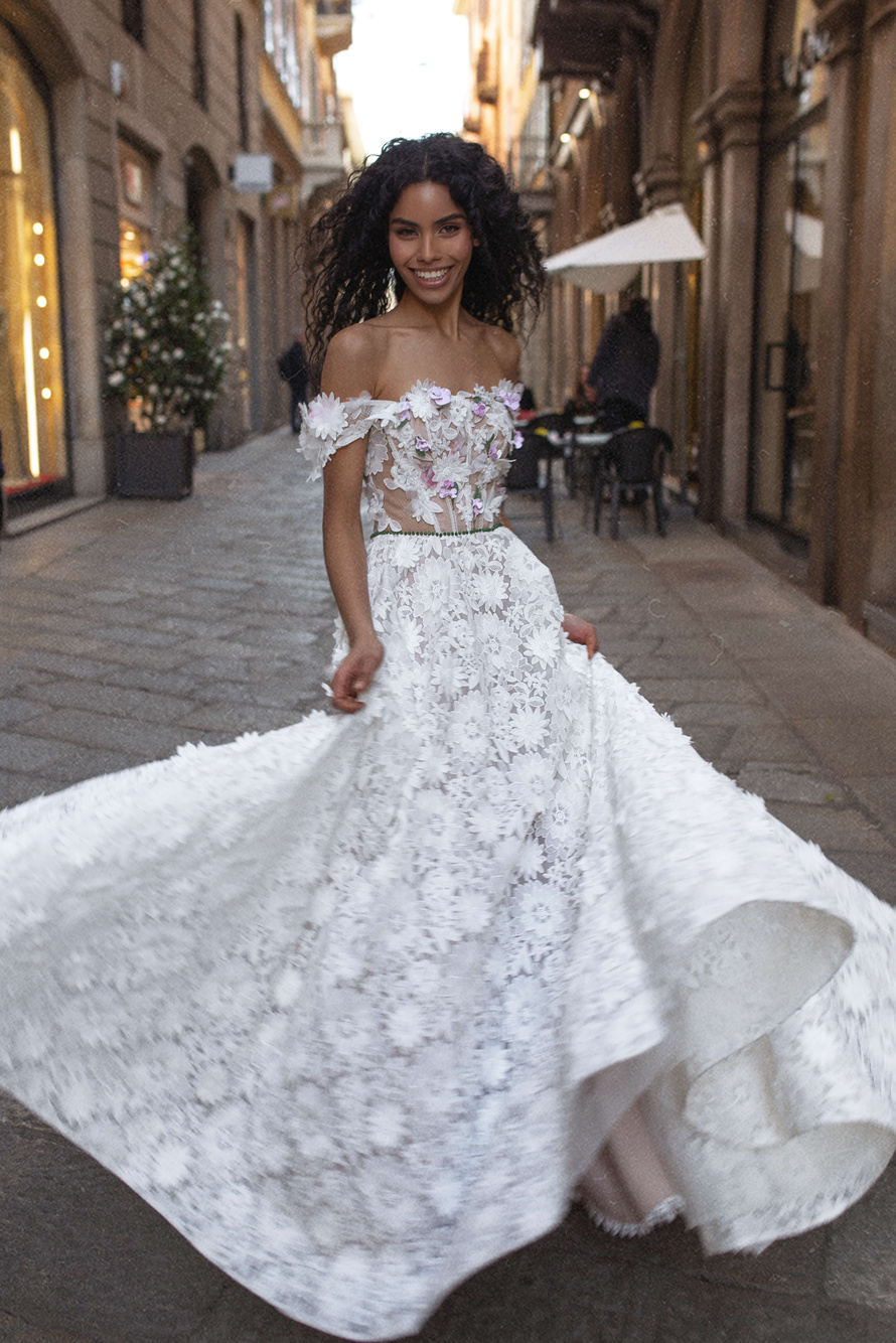Купить свадебное платье «Капрезе» Рара Авис из коллекции Дольче Вита 2023 года в салоне «Мэри Трюфель»