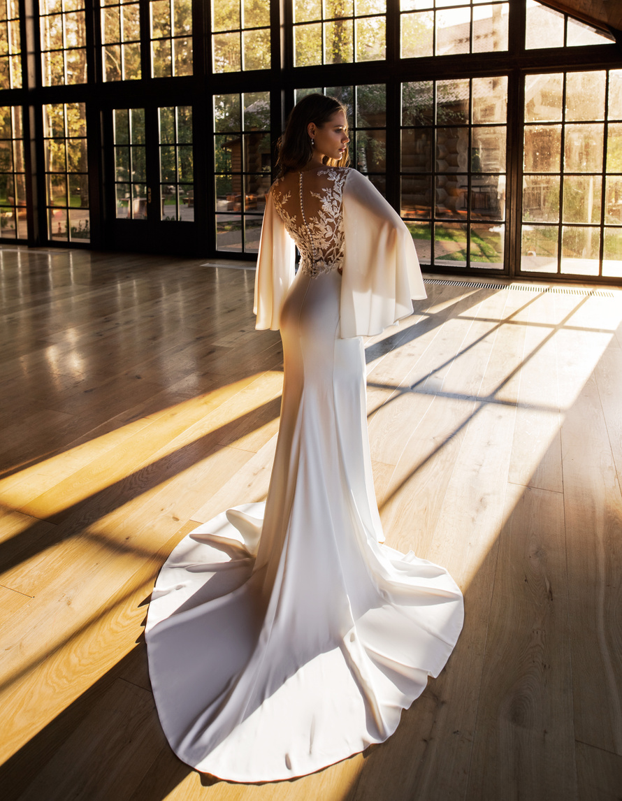 Купить свадебное платье «Моника» Натальи Романовой из коллекции 2019 в Краснодаре