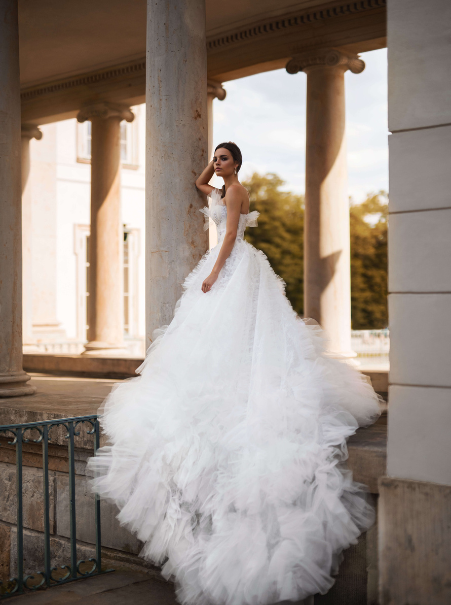 Купить свадебное платье «Аста» Бламмо Биамо из коллекции 2018 года в Нижнем Новгороде