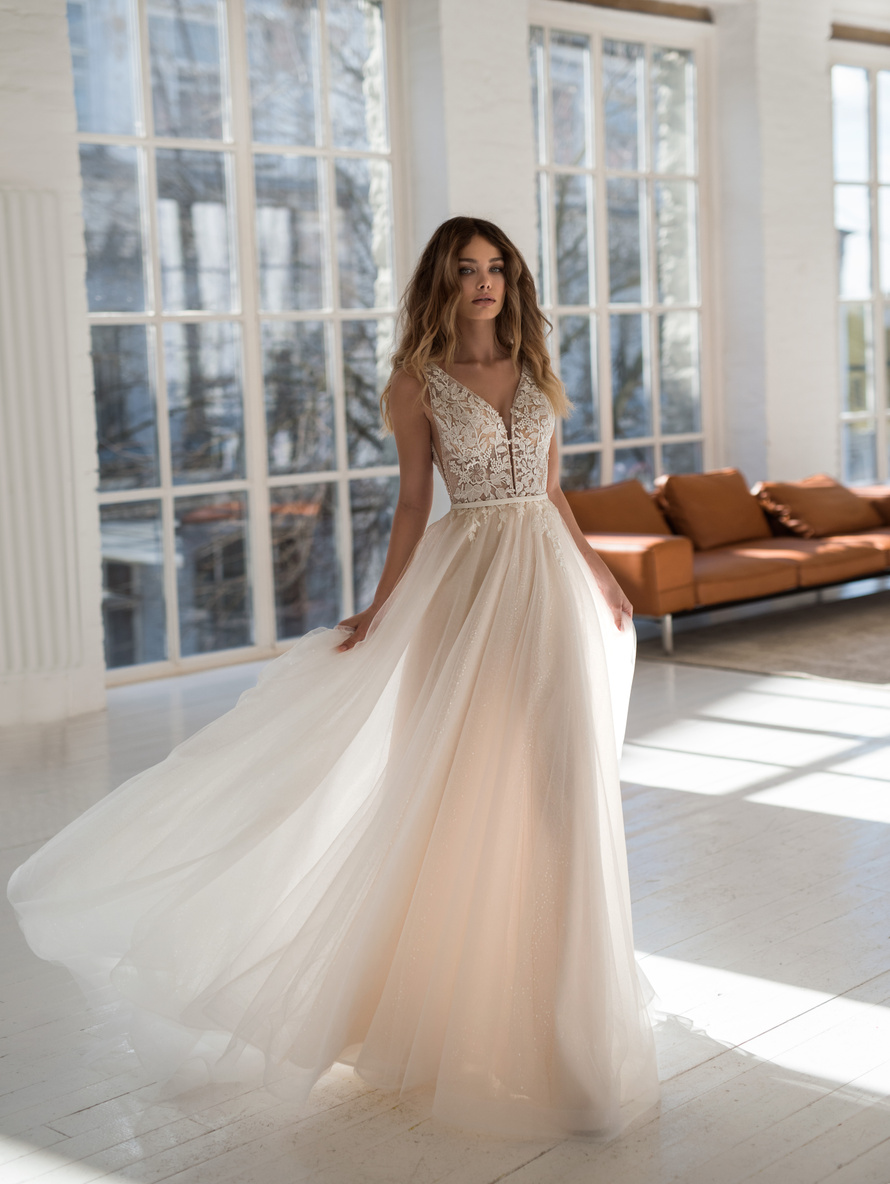Купить свадебное платье «Саванна» Натальи Романовой из коллекции 2020 в салоне «Мэри Трюфель»