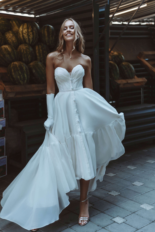 Купить короткое свадебное платье «Элен» Анже Этуаль из коллекции Леди Перл 2021 года в салоне «Мэри Трюфель»