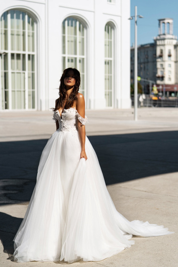 Buy wedding dress «Mia» Sonesta from the collection of 2023 in the boutique “Mary Trufel”